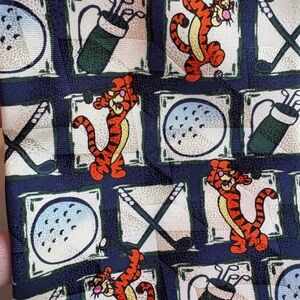 100% Silk Disney Store tie Golf Tigger Spring Summer